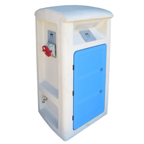 Borne avec éclairage intégré - SMART MEGA - Plus Marine - de distribution électrique / de distribution d'eau / pour ponton