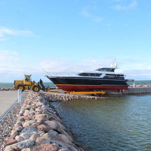 Remorque de manutention lourde - RBT30 - ROODBERG - de mise à l'eau / pour bateau / pour chantier naval