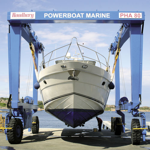 Travel lift contrôlé à distance - PHA80 - ROODBERG - toutes roues directrices / pour charge lourde / en forme de U