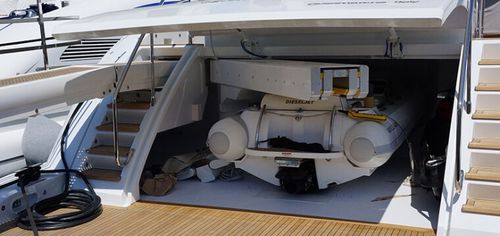 Grue pour yacht - Sanguineti Chiavari produzione articoli nautici s. - télescopique / hydraulique