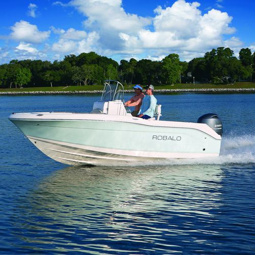 Coque open hors-bord - R180 - Robalo - à console centrale / de pêche sportive / max. 8 personnes