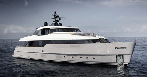 Motor-yacht de croisière - SD96 - Cantieri Navali San Lorenzo - à fly / 4 cabines / 5 cabines