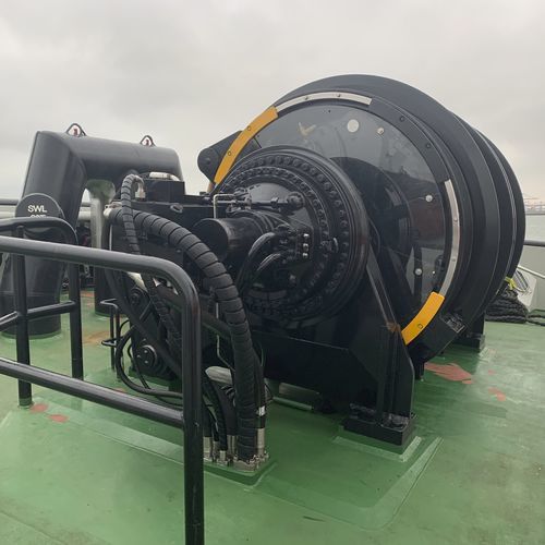 Treuil pour navire - Direct-drive - Damen Marine Components - de remorquage / à entraînement hydraulique / double tambour