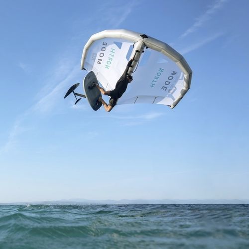 Aile wing gonflable hybride - MODE - North Kites - de freestyle / hangtime / rapide