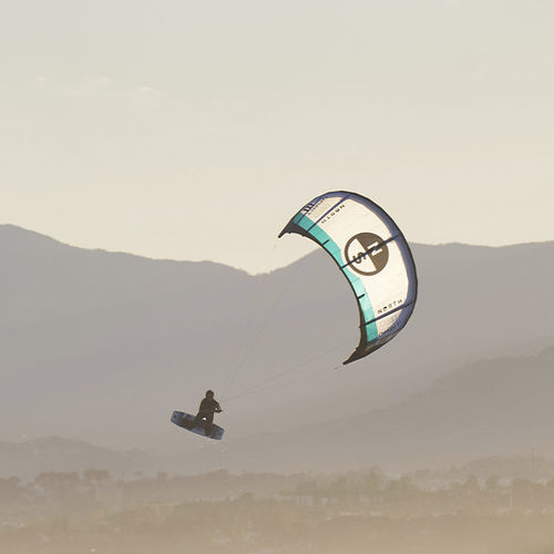 Aile de kitesurf C-shape - ORBIT PRO - North Kites - hangtime