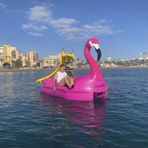 Bateau à pédales 4 places - GRAN FLAMENCO - AVENTURAS AQUATICAS - LA NORIA - en polyéthylène / pour sociétés de location / commercial