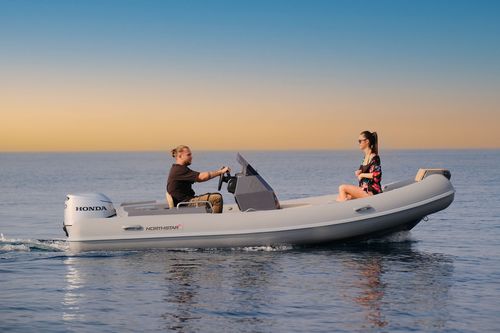 Bateau pneumatique hors-bord - AXIS 4.2 - NORTHSTAR RIBs - semi-rigide / open / à console latérale