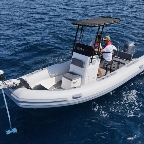 Bateau pneumatique hors-bord - VEGA 5.8 - NORTHSTAR RIBs - RIB / open / à console centrale