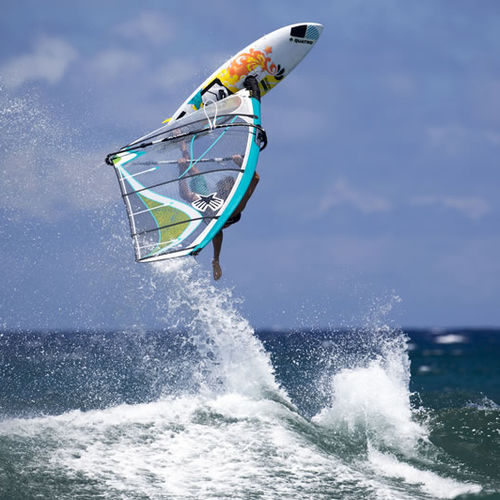 Voile de planche de vagues - 2015 ELITE - Ezzy Sails 2 - 4 lattes