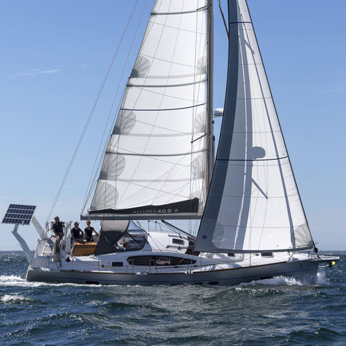 Voilier de croisière - 40.9 - Allures Yachting - 3 cabines / 2 cabines / 6 couchages