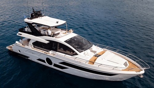 Motor-yacht de croisière - VIVERE 66 - Aicon - à fly / V-drive / 4 cabines