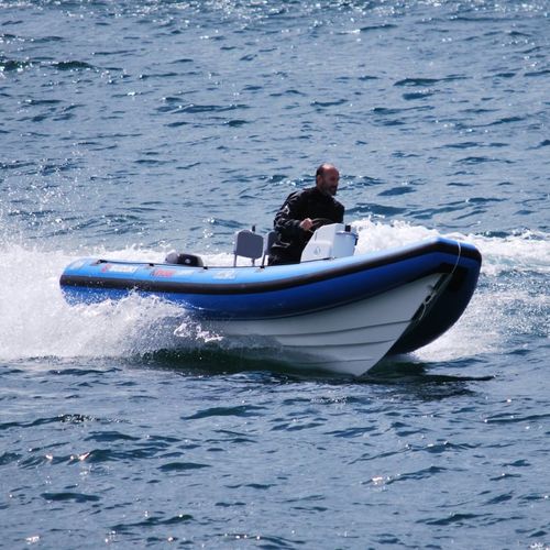 Bateau pneumatique hors-bord - F-10 - Veryslenderrib - RIB / à console centrale / open