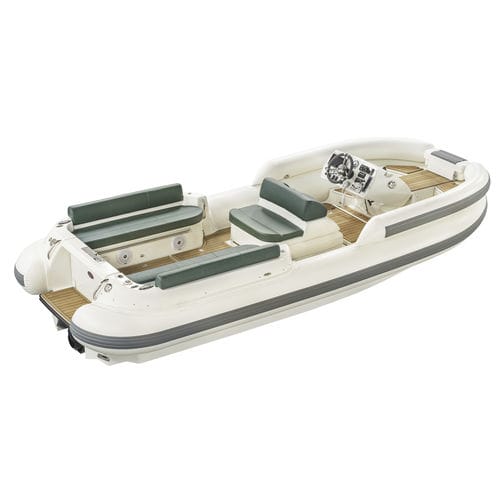 Bateau pneumatique hydrojet - JT 17 - Castoldi - diesel / semi-rigide / à console centrale