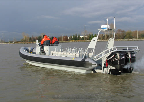Bateau professionnel hors-bord - ZH 933 CDO - Zodiac Milpro International - bateau pneumatique semi-rigide