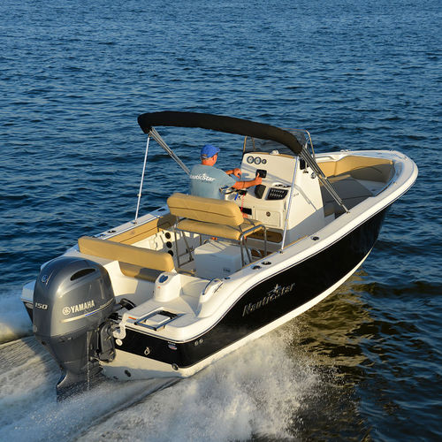 Coque open hors-bord - 20 XS - Nautic Star Boats - à console centrale / de pêche sportive / en fibre de verre