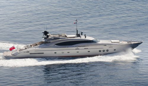 Super-yacht de sport - 120 - Palmer Johnson - avec timonerie / 3 cabines / coque semi-planante