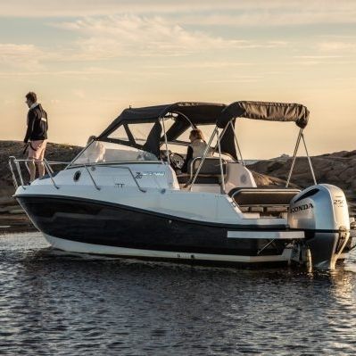 Cabin-cruiser hors-bord - 750 - Drago Boats - open / max. 7 personnes / bain de soleil