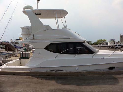 Bimini top pour bateau - Atlantic Towers - pour flybridge / structure en aluminium / rigide