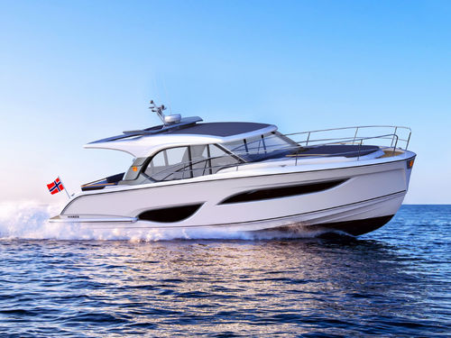 Vedette in-bord - 420  - Marex - bimoteur / coque planante / hard-top