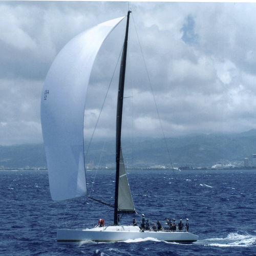 Sailing-yacht de course - Braveheart - Lloyd Stevenson Boat Builders - à cockpit ouvert / à salon de pont / en carbone
