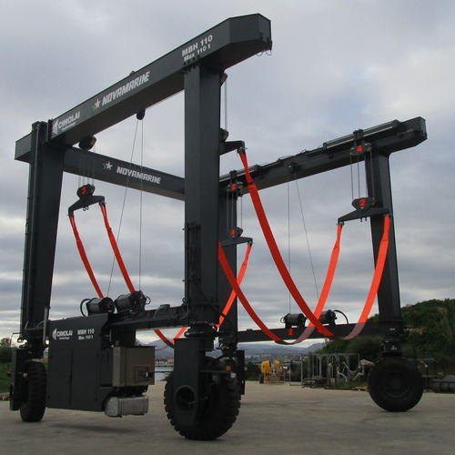 Travel lift contrôlé à distance - MBH 110 - CIMOLAI TECHNOLOGY SPA - toutes roues directrices / en forme de U