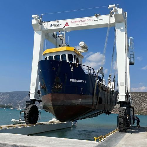 Travel lift contrôlé à distance - MBH 160 - CIMOLAI TECHNOLOGY SPA - toutes roues directrices / en forme de U