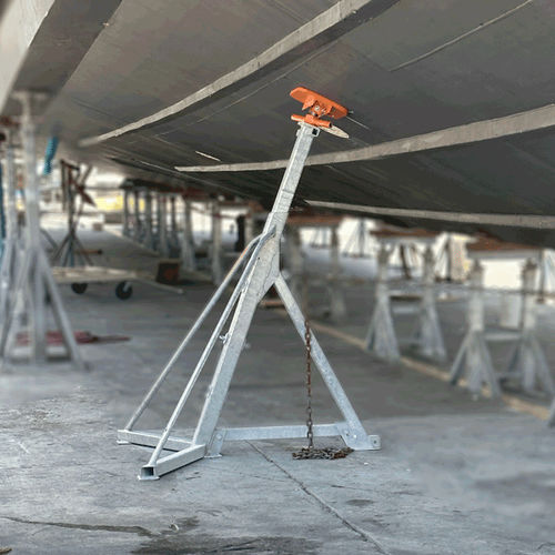 Pied de mise sur cale pour bateau à moteur - SBX58  - Brownell Boat Stands - ajustable