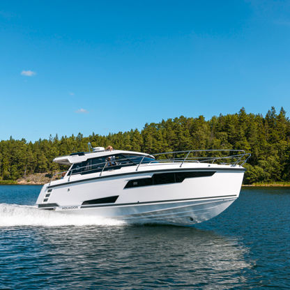 Vedette stern-drive - 300 HT - Aquador - diesel / bimoteur / hard-top