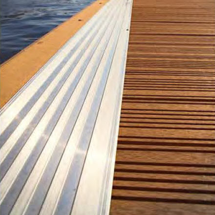 Revêtement de ponton en composite - SOL-DECK - Solent Marine