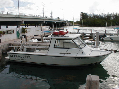 Vedette in-bord - ISLAND HOPPER 30 - Island Hopper International Boat Works, Inc. - de plongée / de pêche sportive