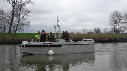 Bateau de travail - Minato 680 - BORD A BORD - bateau pilote / bateau de lamanage / in-bord