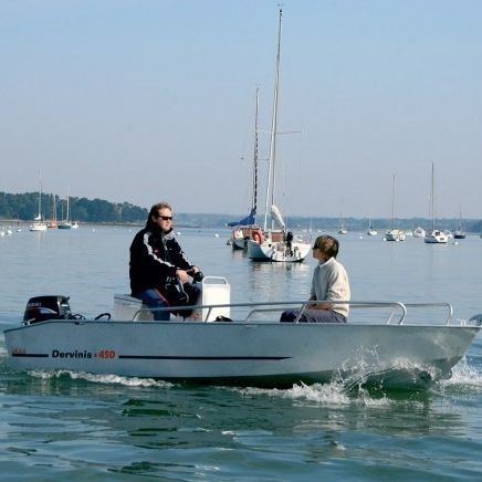 barque hors-bord - BORD A BORD