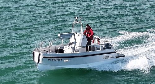 Bateau de service portuaire - MINATO 550 - BORD A BORD - hors-bord / en aluminium