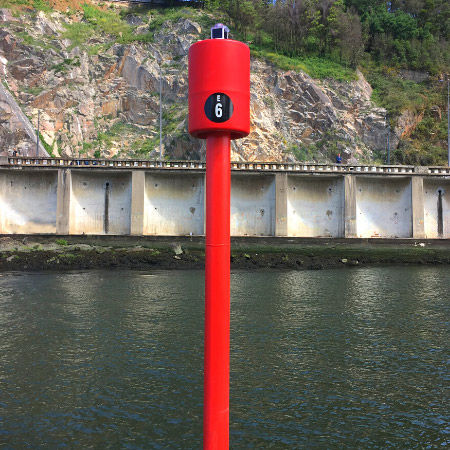 Bouée de balisage - A700 - Almarin - de chenal / en polyéthylène rotomoulé / rouge