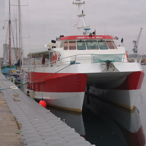 Ponton flottant - Saint-Malo  - Cubisystem - modulable / d'amarrage / pour ferry