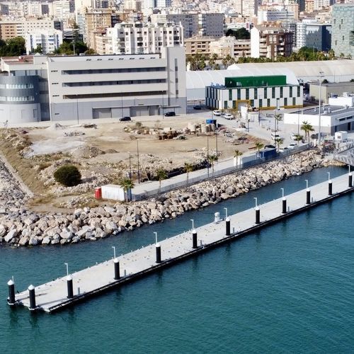 Ponton flottant - Ronáutica Quality Marinas SLU - d'amarrage / pour marina / en béton