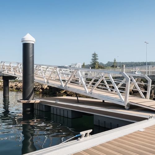 Passerelle pour ponton - Reinforced - Ronáutica Quality Marinas SLU - en aluminium