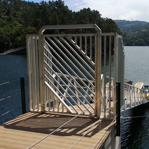 Portail pour ponton - Ronáutica Quality Marinas SLU