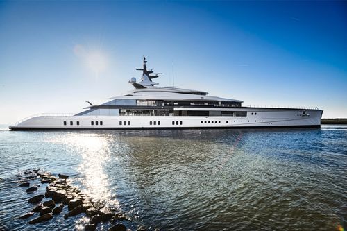 Méga-yacht de luxe de croisière - BRAVO EUGENIA  - Oceanco - avec timonerie / coque à déplacement / à étrave verticale