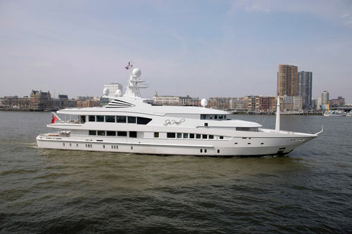 Mega-yacht de croisière - ALFA G - Oceanco - à fly / avec timonerie / 6 cabines