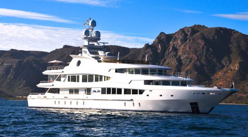 Mega-yacht de croisière - LUCKY LADY  - Oceanco - avec timonerie / 5 cabines / en acier