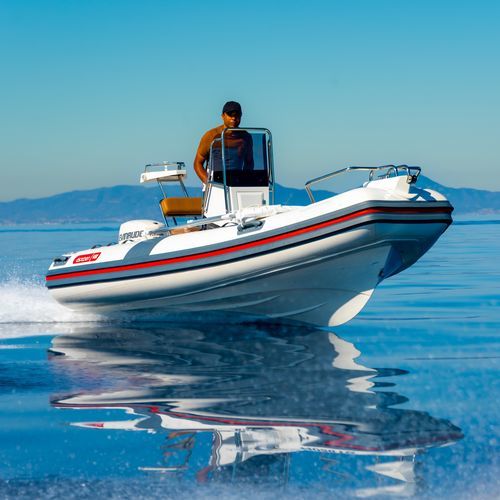 Bateau pneumatique hors-bord - 450 Pro - ESPADON CONCEPT - semi-rigide / à console centrale / max. 7 personnes