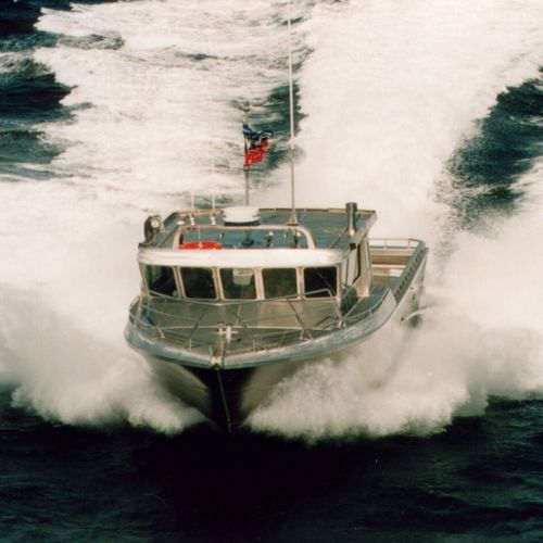 Bateau utilitaire - Commercial 1300 - AMF Boat Company - in-bord hydrojet / en aluminium