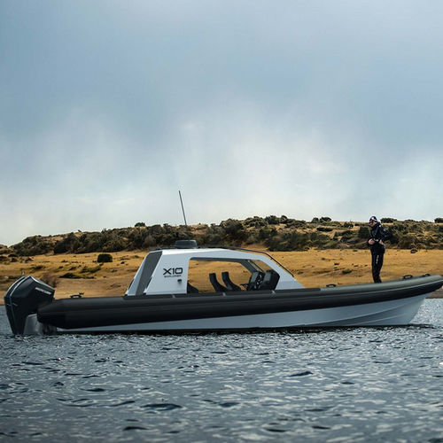 Bateau utilitaire - X10  - Goldfish - bateau de service offshore / in-bord / hors-bord