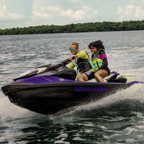 Jet-ski assis - GTI SE 170 - Sea-doo - trois places / 130 cv / 170 cv