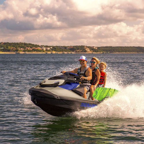 Jet-ski assis - WAKE 170 - Sea-doo - trois places / 170 cv