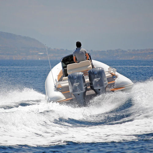 Bateau pneumatique hors-bord - M-GT - Cantieri Magazzù - stern-drive / diesel / bimoteur