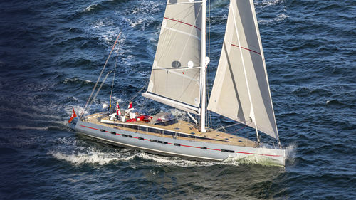 Sailing-yacht de grande croisière - BELLKARA YCC91 - CONRAD S.A. - à cockpit ouvert