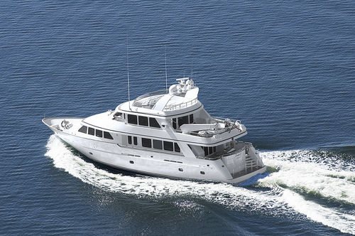 Motor-yacht traditionnel - ESCAPE S - CONRAD S.A. - avec timonerie / sur mesure