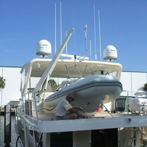 Bossoir pour yacht - CLASSIC  - Mar Quipt - d'annexe / hydraulique / pivotant